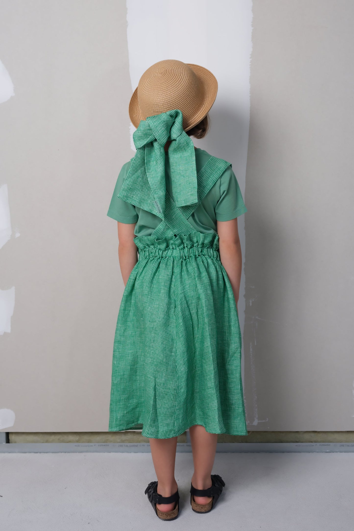 Celiana Green Linen