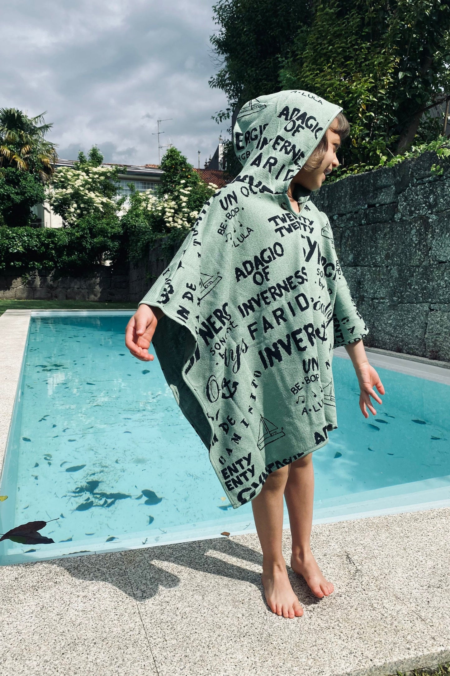 Poncho Synergie Green