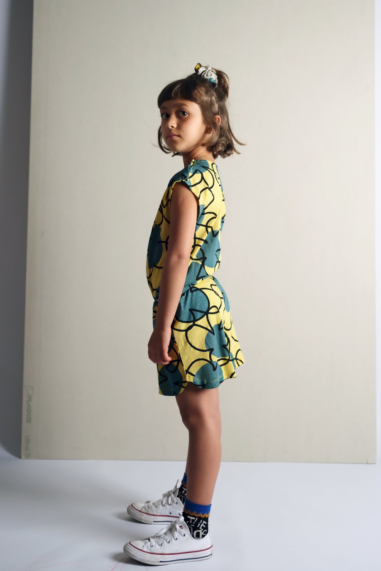 Ema Retro Flowers Yellow