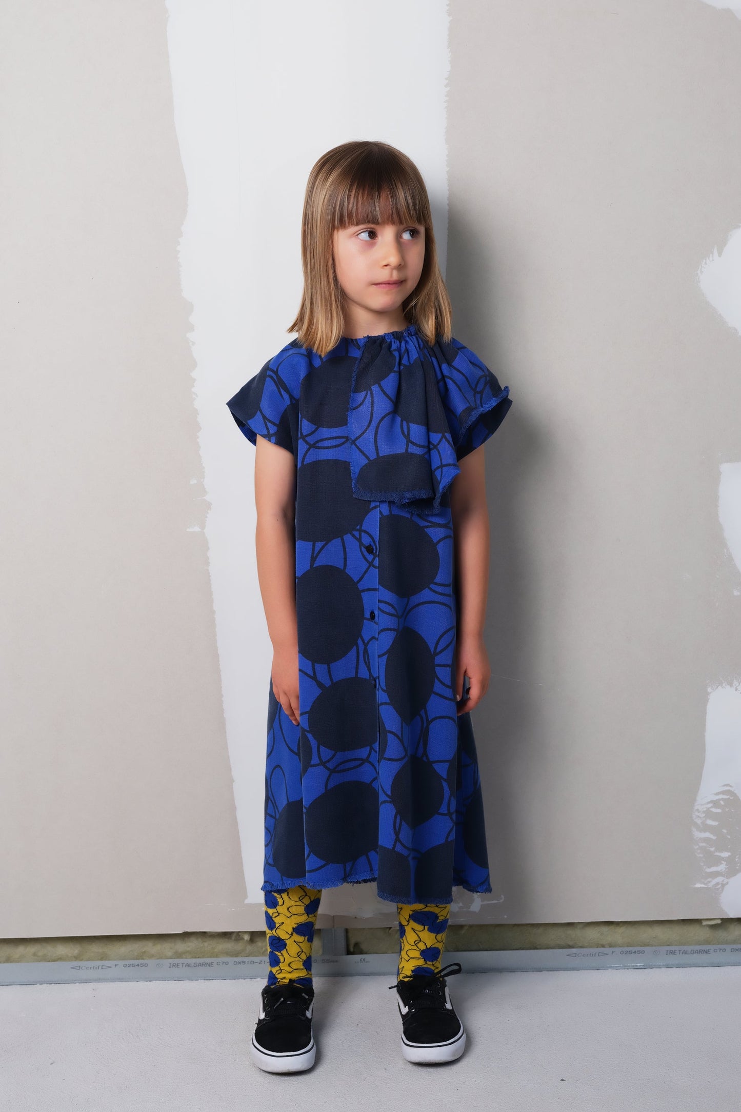 Amália Retro Flowers Blue