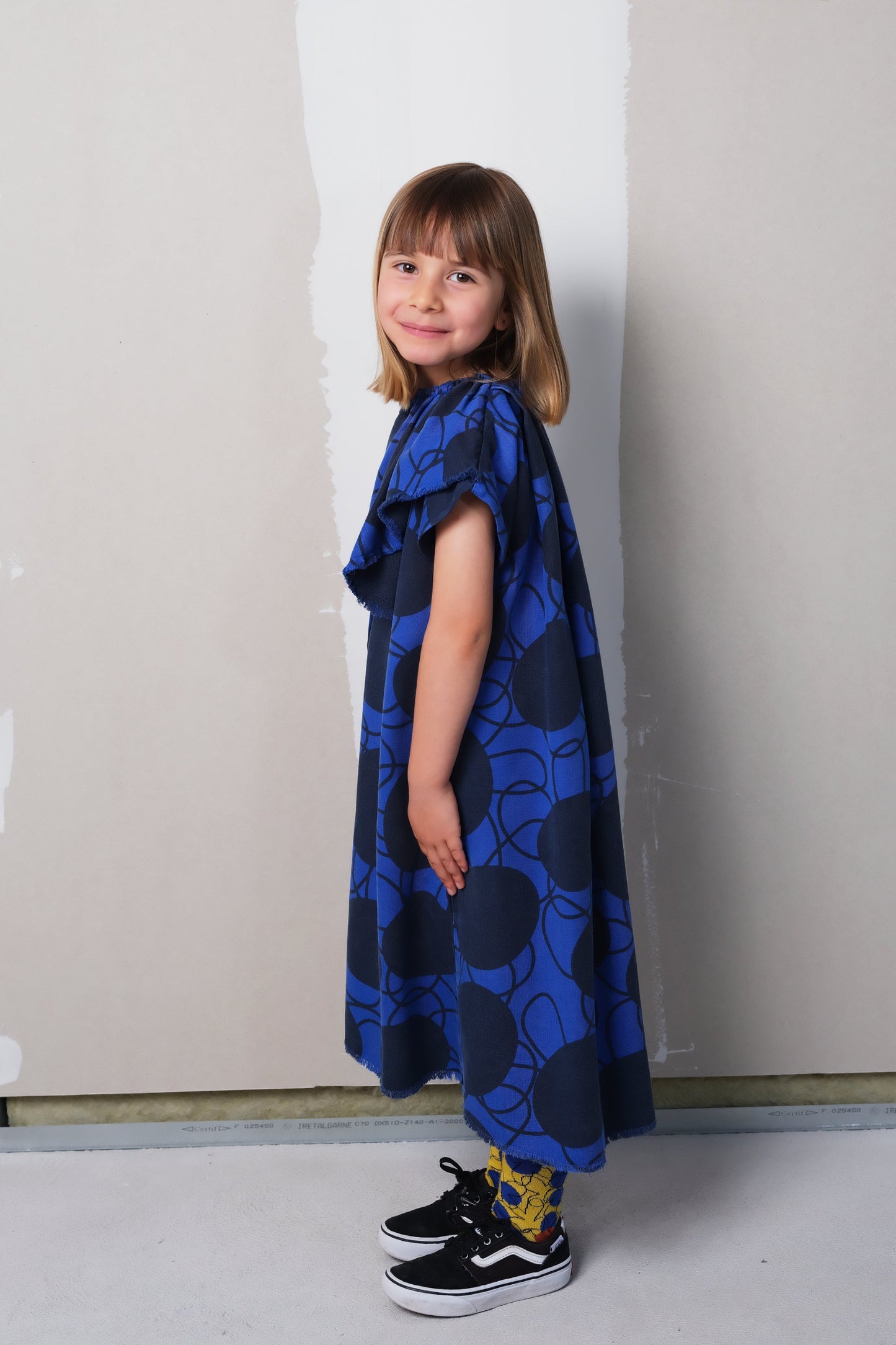 Amália Retro Flowers Blue